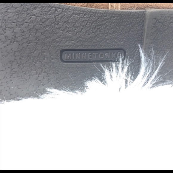 [ Minnetonka ] Fringe Boots - Picture 5 of 11